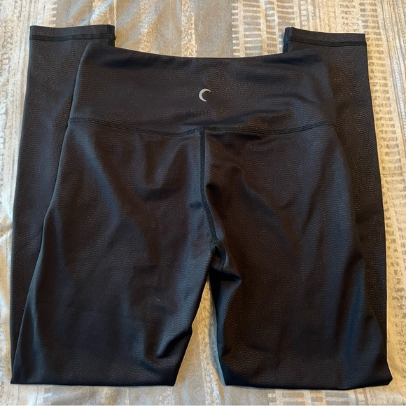 Zyia Black Vibrations 7/8 Leggings size 2 - Picture 1 of 5